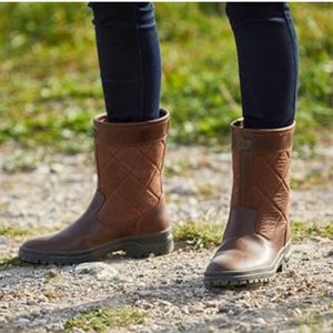 LE CHAMEAU Jameson quilted leather boots, caramel brown